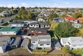 Standalone 3 beds 1 bath house with carport, close to schools, shops, supermarket, Sunday Market, easy motorway access, 0.6 km to Avondale Primary School (Auckland), 2/8 Chalmers Street, Avondale, Auckland