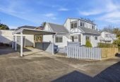 Standalone 3 beds 1 bath house with carport, close to schools, shops, supermarket, Sunday Market, easy motorway access, 0.6 km to Avondale Primary School (Auckland), 2/8 Chalmers Street, Avondale, Auckland