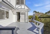 Standalone 3 beds 1 bath house with carport, close to schools, shops, supermarket, Sunday Market, easy motorway access, 0.6 km to Avondale Primary School (Auckland), 2/8 Chalmers Street, Avondale, Auckland