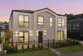 Macleans College zone, Brandnew 4 beds 3.5 baths home with garage, close beachs, parks, shopping centre, 0.6 km to Pigeon Mountain School, 5A Mark Edward Drive, Half Moon Bay, Auckland