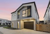 Macleans College zone, Brandnew 4 beds 3.5 baths home with garage, close beachs, parks, shopping centre, 0.6 km to Pigeon Mountain School, 5A Mark Edward Drive, Half Moon Bay, Auckland