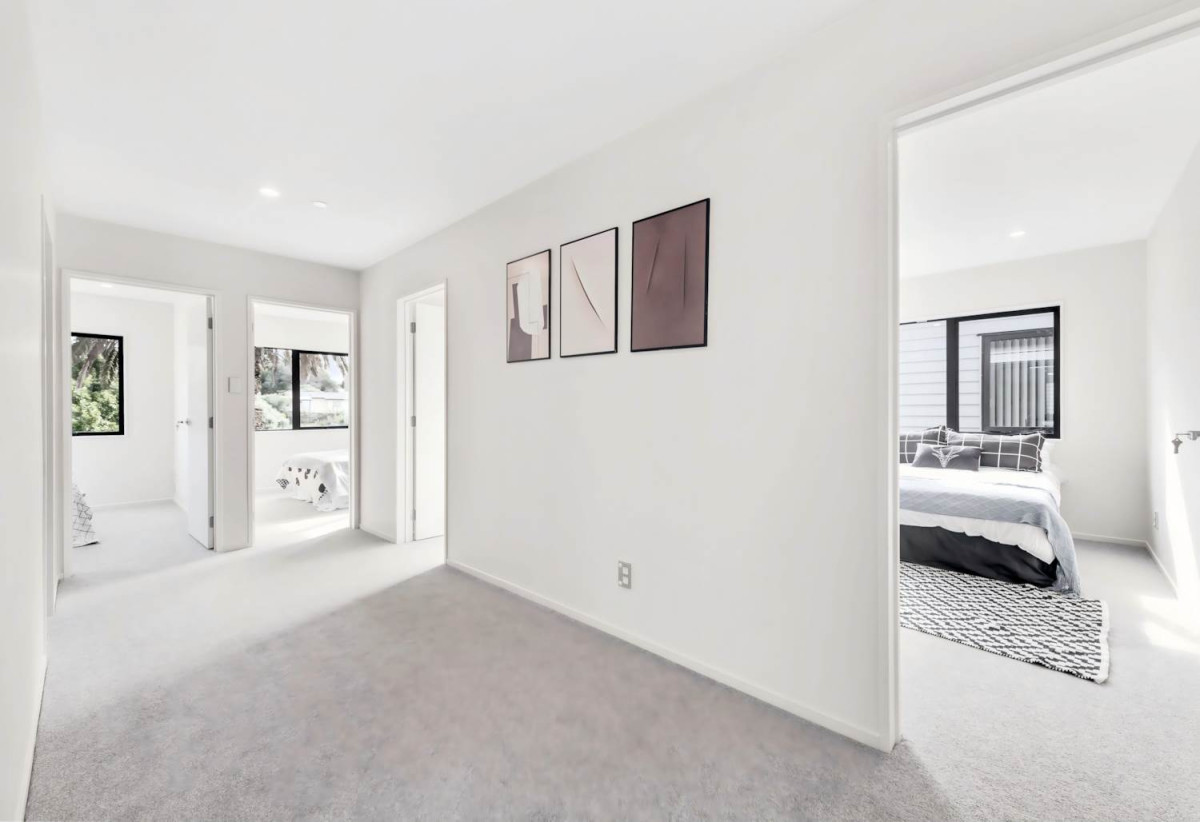 Next to Reserve, Brandnew standalone 4 beds ( 1 ensuite) + study 2.5 baths home with double garage, move-in ready, close to town centre, schools, motorway access, 0.2 km to Otahuhu Intermediate, 2C Church Street, Otahuhu,Auckland