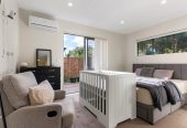 2 kitchens, 4 beds 3 baths house with garage and 1-bed granny on 402m2 section, close to schools, shops, 1 km to Cosgrove School, 9 Holcroft Street, Papakura, Auckland