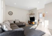 2 kitchens, 4 beds 3 baths house with garage and 1-bed granny on 402m2 section, close to schools, shops, 1 km to Cosgrove School, 9 Holcroft Street, Papakura, Auckland