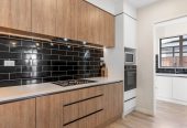 2 kitchens, 4 beds 3 baths house with garage and 1-bed granny on 402m2 section, close to schools, shops, 1 km to Cosgrove School, 9 Holcroft Street, Papakura, Auckland