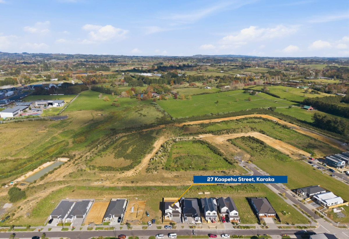 Brandnew standalone 4 beds (2 ensuites) 3.5 baths house with garage on 335m2 section, 1 ensuite ground floor, close to shops, schools, easy motorway access, 27 Kaapehu Street, Karaka, Auckland