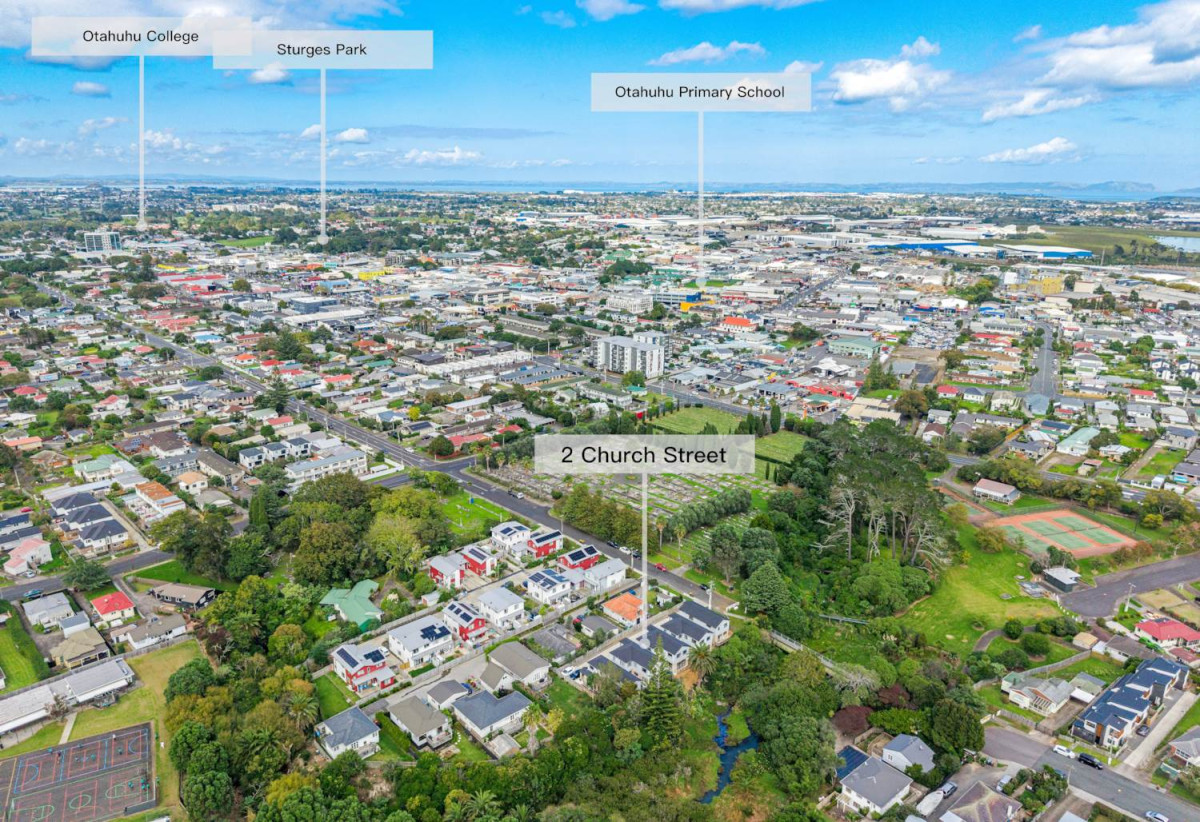 Next to Reserve, Brandnew standalone 4 beds ( 1 ensuite) + study 2.5 baths home with double garage, move-in ready, close to town centre, schools, motorway access, 0.2 km to Otahuhu Intermediate, 2C Church Street, Otahuhu,Auckland