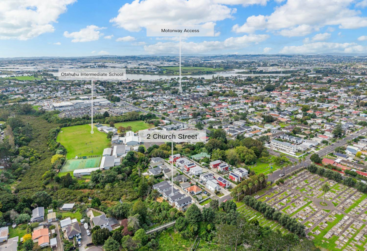 Next to Reserve, Brandnew standalone 4 beds ( 1 ensuite) + study 2.5 baths home with double garage, move-in ready, close to town centre, schools, motorway access, 0.2 km to Otahuhu Intermediate, 2C Church Street, Otahuhu,Auckland
