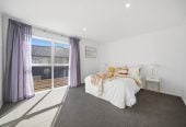 4 beds 2.5 baths house with double garage on 352m2 section, minutes to Westgate and NorthWest Mega Shopping Centre, schools, parks, motorway access, 0.4 km to Royal Road School, 63J Westgate Drive, Westgate, Auckland