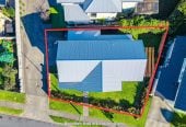 4 beds 2.5 baths house with double garage on 352m2 section, minutes to Westgate and NorthWest Mega Shopping Centre, schools, parks, motorway access, 0.4 km to Royal Road School, 63J Westgate Drive, Westgate, Auckland