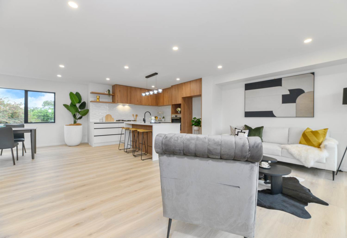 Double Westlake school zone, Brandnew standalone 4 beds 3 baths home with garage, close to schools, Glenfield Mall, 0.4 km to Glenfield Intermediate School, 93A Bruce Road, Glenfield, Auckland