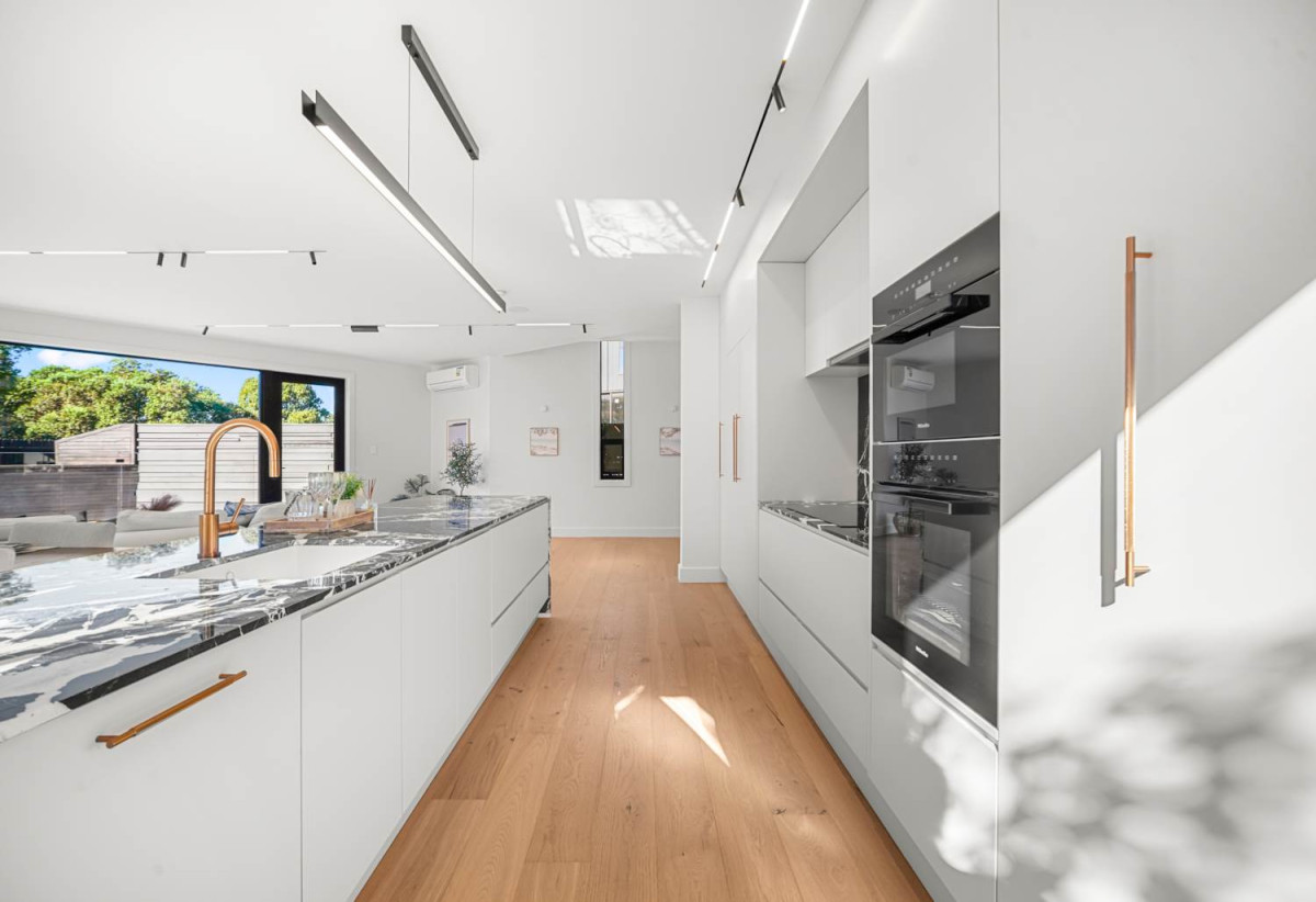 Rangitoto College zone, Sea Views, 4 beds (4 ensuites) 4.5 baths house with swimming pool and double garage, Direct private walkway to Churchill Cove Beach and reserve, close to schools, shops, supermarket, 0.9 km to Murrays Bay School, 61B Churchill Road, Murrays Bay, Auckland