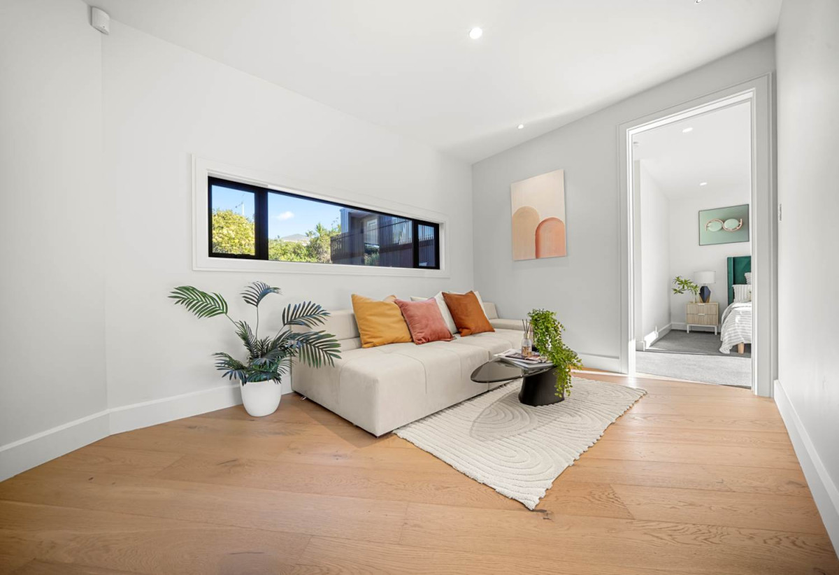 Rangitoto College zone, Sea Views, 4 beds (4 ensuites) 4.5 baths house with swimming pool and double garage, Direct private walkway to Churchill Cove Beach and reserve, close to schools, shops, supermarket, 0.9 km to Murrays Bay School, 61B Churchill Road, Murrays Bay, Auckland