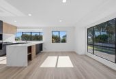 212m2 Renovated, Brick and tile 4 beds 2 baths house with double garage on 750m2 section, Equipped with solar panels, close to schools, town centre, 0.4 km to Pukekohe Hill School, 1.3 km to Pukekohe Intermediate, 1.4 km to Pukekohe High School, 8 Emsworth Court, Pukekohe, Auckland