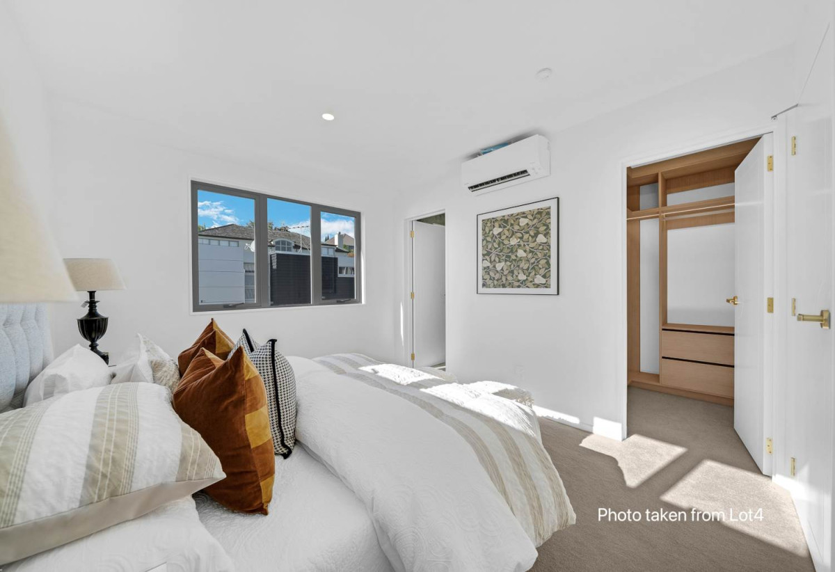 Double Grammar school zone, Brandnew 4 beds (2 ensuites) 3.5 baths home with double garage, 0.5 km to Victoria Avenue School and Baradene College, 1.8 km to Remuera Intermediate, 2.1 km to Epsom Girls’ Grammar School, 2.6 km to Auckland Grammar, Lot 6/14 Ingram Road, Remuera, Auckland