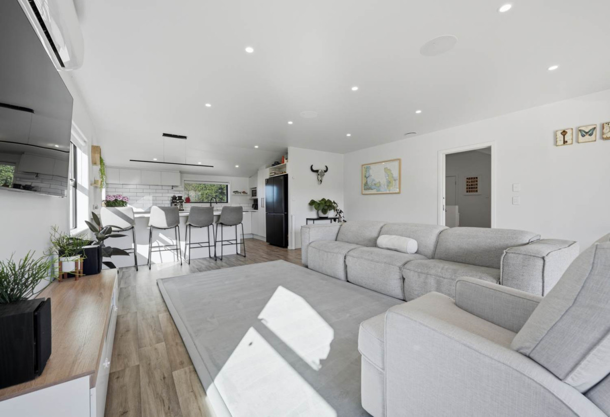 746m2 section, 4 beds (1 ensuite) + study room 2 baths house with garage, Downstairs offers internal access garaging plus a versatile rumpus room, move-in ready, close to schools, shops, supermarkets, 0.2 km to Riverhills School, 127 Ennis Avenue, Pakuranga Heights, Auckland