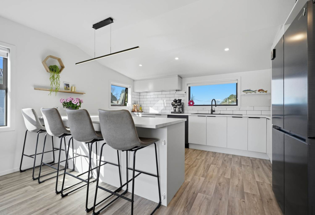 746m2 section, 4 beds (1 ensuite) + study room 2 baths house with garage, Downstairs offers internal access garaging plus a versatile rumpus room, move-in ready, close to schools, shops, supermarkets, 0.2 km to Riverhills School, 127 Ennis Avenue, Pakuranga Heights, Auckland