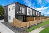 2 beds 1.5 baths home with car park, close to schools, local shops, motorway access, 0.9 km to Papatoetoe South School, Lot 1/38 Pah Road, Papatoetoe, Auckland