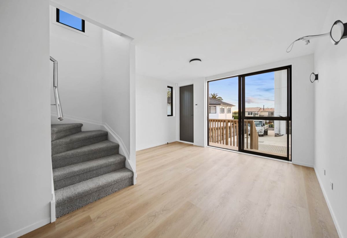 10-year building warranty, Brandnew Freehold 2 beds 1.5 baths home with car park, close to schools, Glenfield Mall, 0.7 km to Manuka Primary School, 1 km to Glenfield Intermediate School, Lot 4/17 Sunnyfield Crescent, Glenfield, Auckland