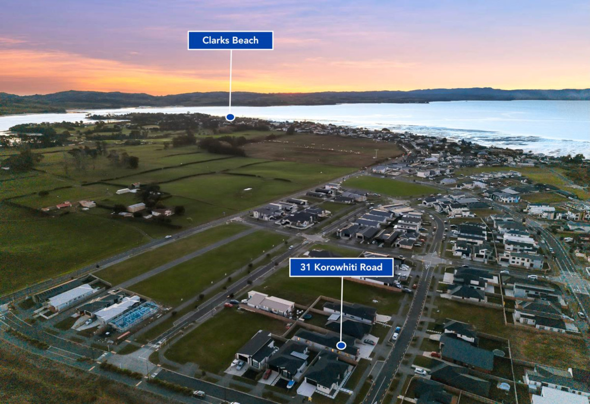 4 beds 3 baths house with double garage on 498m2 section, Set within the peaceful seaside community of Clarks Beach, enjoy weekends are filled with beach walks, golf days, boating adventures, and relaxed evenings spent with family and friends, 31 Korowhiti Road, Clarks Beach, Auckland
