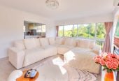 764m² section, Renovated Brick 4 beds 2 baths house with double garage, downstairs 2 beds 1 bath with its own entrance, close to schools, shopping centres, motorway access, 0.9 km to Willow Park School, 90 Hillcrest Avenue, Hillcrest, Auckland