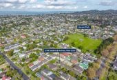 3 beds 2 baths home with garage, close to Lynn Mall, schools, golf course, Lawson Park and playground, 0.4 km to New Lynn School, 5/46 Seabrook Avenue, New Lynn, Auckland