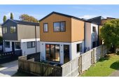 Brandnew 4 beds 2.5 baths home with garage, close to schools, shops, supermarkets, parks, beaches, 0.5 km to Howick Intermediate and Owairoa School, Unit 1, 6 Broadview Place, Howick, Auckland