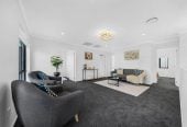 2 Kitchens, 6 beds 3.5 baths house with garage and 2-beds granny, close to schools, shops, Hunter Plaza, easy motorway access, 1.1 km to Papatoetoe Intermediate, 35A Mclean Avenue, Papatoetoe, Auckland