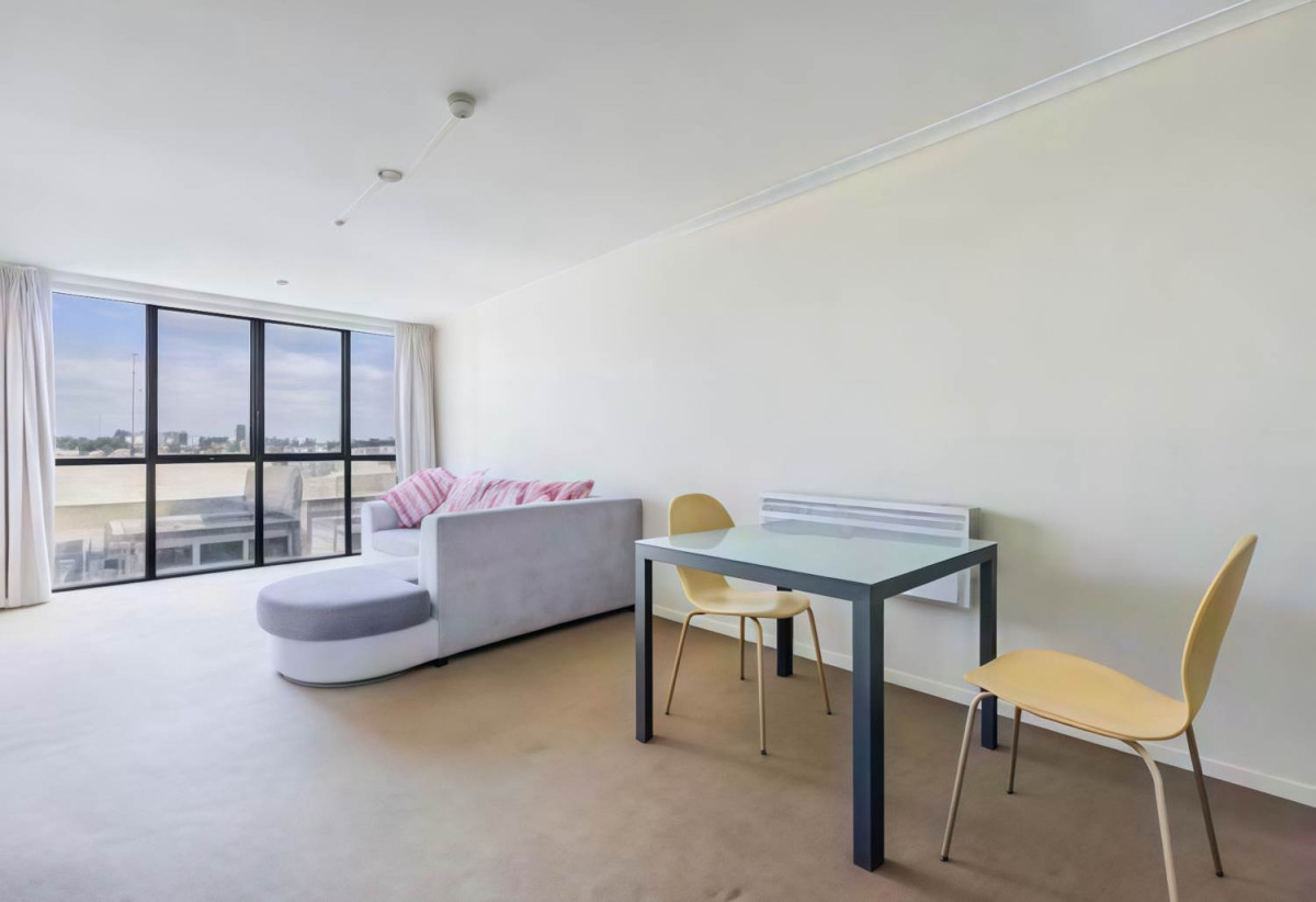 Double Grammar school zone, 2 beds 2 baths apartment with 2 car parks, 0.4 km to Newmarket School, 0.9 km to Auckland Grammar, 1 km to Epsom Girls’ Grammar School, D610/176 Broadway, Newmarket, Auckland