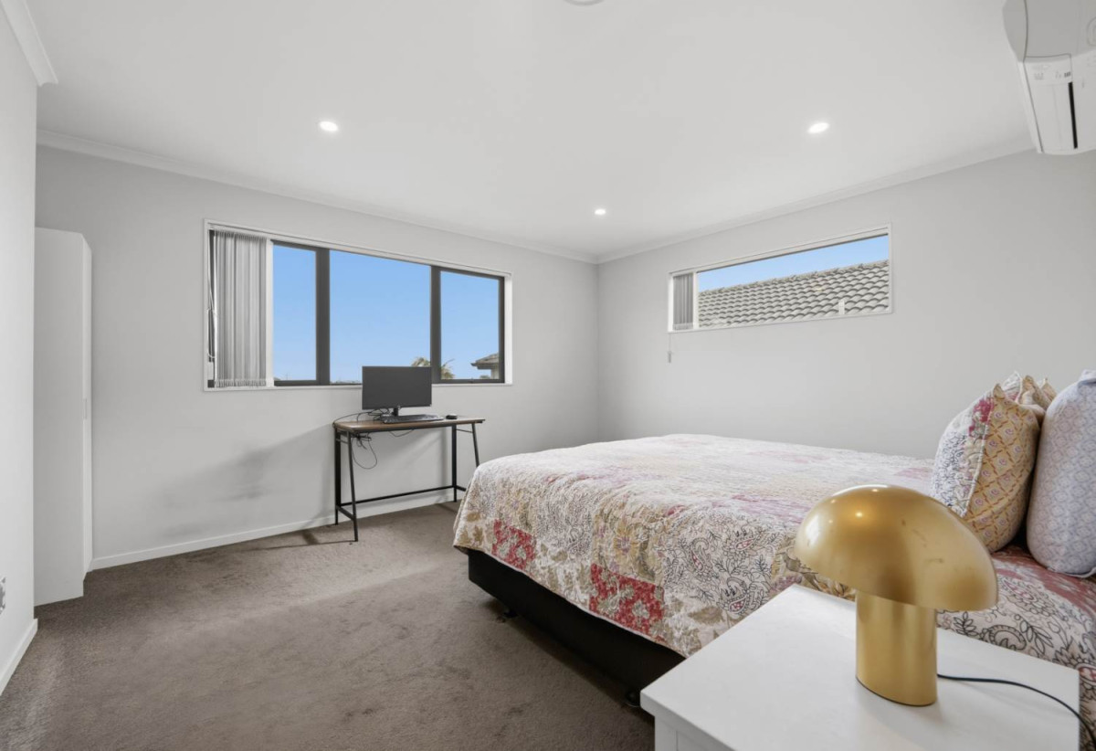 217m2 5 beds (2 ensuites) 3.5 baths house with garage on 280m2 section, 1 ensuite ground floor, Just moments from Ormiston Town Centre, supermarkets, cafés, restaurants, parks, schools, 0.7 km to Chapel Downs School, 1.8 km to Ormiston Senior College and Ormiston Junior College, 26 Cooladawson Drive, Flat Bush, Auckland