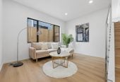 2 Kitchens, 360m2 8 beds (3 ensuites) 5.5 baths house with double garage and 2-beds granny, close to Ormiston shopping centre and Botany Downs shopping centre, 0.8 km to Mission Heights Junior College, 0.9 km to Mission Heights Primary School, 1.5 km to Ormiston Senior College, 4 Mill Hill Close, Flat Bush, Auckland