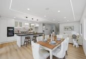 2 Kitchens, 360m2 8 beds (3 ensuites) 5.5 baths house with double garage and 2-beds granny, close to Ormiston shopping centre and Botany Downs shopping centre, 0.8 km to Mission Heights Junior College, 0.9 km to Mission Heights Primary School, 1.5 km to Ormiston Senior College, 4 Mill Hill Close, Flat Bush, Auckland