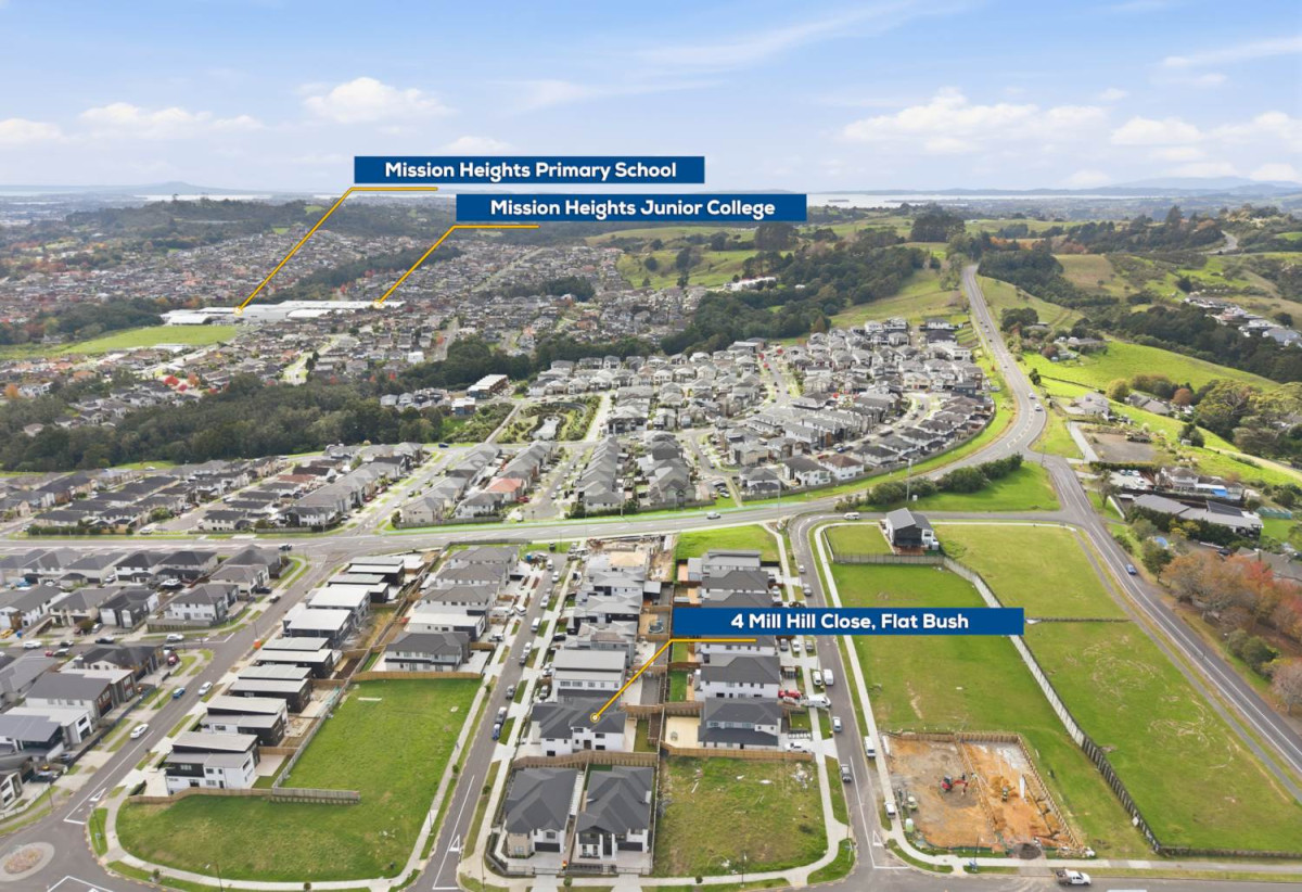 2 Kitchens, 360m2 8 beds (3 ensuites) 5.5 baths house with double garage and 2-beds granny, close to Ormiston shopping centre and Botany Downs shopping centre, 0.8 km to Mission Heights Junior College, 0.9 km to Mission Heights Primary School, 1.5 km to Ormiston Senior College, 4 Mill Hill Close, Flat Bush, Auckland