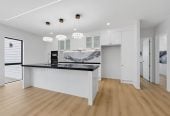 2 Kitchens, 360m2 8 beds (3 ensuites) 5.5 baths house with double garage and 2-beds granny, close to Ormiston shopping centre and Botany Downs shopping centre, 0.8 km to Mission Heights Junior College, 0.9 km to Mission Heights Primary School, 1.5 km to Ormiston Senior College, 4 Mill Hill Close, Flat Bush, Auckland