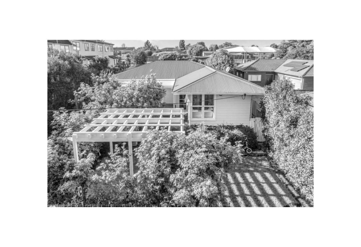 MORTGAGEE SALE, 4 beds 1 bath house on 890m2 section, the site is currently in the design stage for redevelopment, with concept plans reported to show redevelopment of the site to seven terraced houses, subject to council approval. The property backs onto Pomaria Primary School, and is well located close to the retail and commercial amenities at WestCity Waitakere and the Lincoln Road commercial precinct, 15 Kingdale Road, Henderson, Auckland