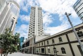Auckland Girls’ Grammar School zone, Freehold 1 bed 1 bath apartment, 38sqm plus a balcony, Located on the 30th level with sweeping harbour, Sky Tower and city views, Access to excellent resident facilities, including a gym and a swimming pool, 1.8 km to Auckland Girls’ Grammar School, 30F/16 Gore Street, City Centre, Auckland