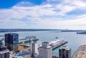 Auckland Girls’ Grammar School zone, Freehold 1 bed 1 bath apartment, 38sqm plus a balcony, Located on the 30th level with sweeping harbour, Sky Tower and city views, Access to excellent resident facilities, including a gym and a swimming pool, 1.8 km to Auckland Girls’ Grammar School, 30F/16 Gore Street, City Centre, Auckland