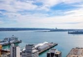 Auckland Girls’ Grammar School zone, Freehold 1 bed 1 bath apartment, 38sqm plus a balcony, Located on the 30th level with sweeping harbour, Sky Tower and city views, Access to excellent resident facilities, including a gym and a swimming pool, 1.8 km to Auckland Girls’ Grammar School, 30F/16 Gore Street, City Centre, Auckland