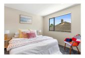 For rent, Brandnew 4 beds + study 2.5 baths townhouse with garage, available 2nd June, 4/13 Hilda Road, Favona, Auckland