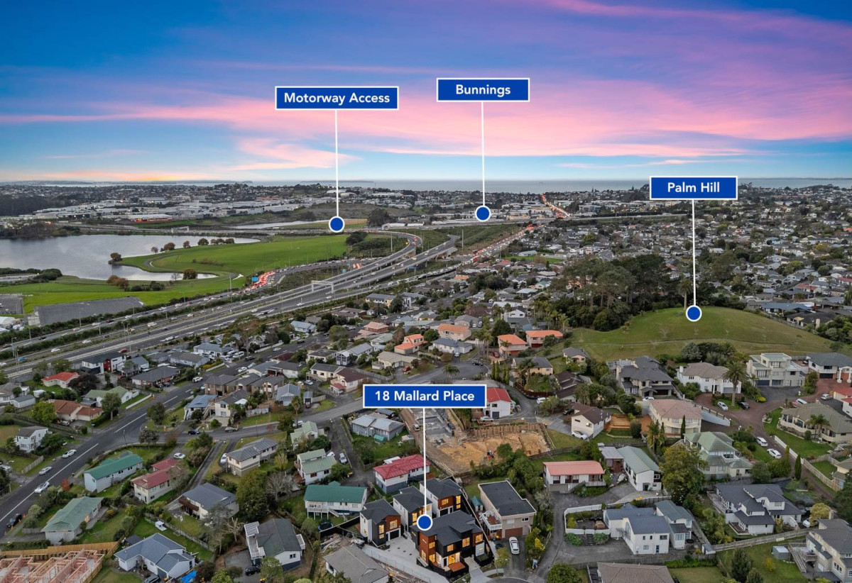 Urgent sale, Brandnew Master Build Home, 3 generous bedrooms +1 study (fits a single bed) + 2.5 bathrooms + Single garage, minutes from Albany mall, schools, motorway access, 1.8 km to Target Road School, 18E Mallard Place, Unsworth Heights, Auckland