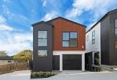 Urgent sale, Brandnew Master Build Home, 3 generous bedrooms +1 study (fits a single bed) + 2.5 bathrooms + Single garage, minutes from Albany mall, schools, motorway access, 1.8 km to Target Road School, 18E Mallard Place, Unsworth Heights, Auckland