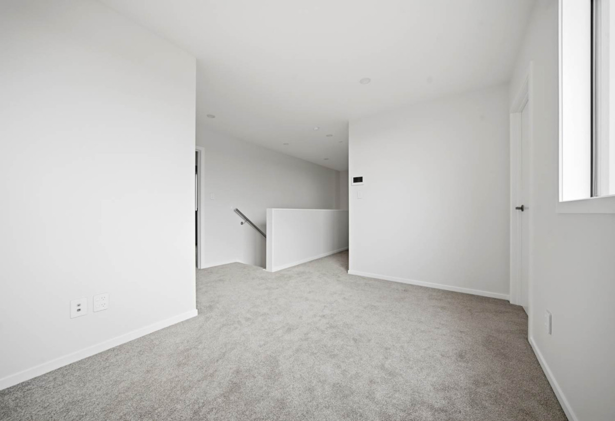 Covered by Stamford Building Insurance, Rangitoto College zone, 250m2 Brandnew standalone 5 beds (3 ensuites) 4.5 baths house with tandem garage, on 280m2 section, walks to albany Mall, close to schools, motorway access, 0.1 km to Pinehill School (Browns Bay), 5a Weir Lane, Oteha, Auckland