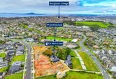 Covered by Stamford Building Insurance, Rangitoto College zone, 250m2 Brandnew standalone 5 beds (3 ensuites) 4.5 baths house with tandem garage, on 280m2 section, walks to albany Mall, close to schools, motorway access, 0.1 km to Pinehill School (Browns Bay), 5a Weir Lane, Oteha, Auckland