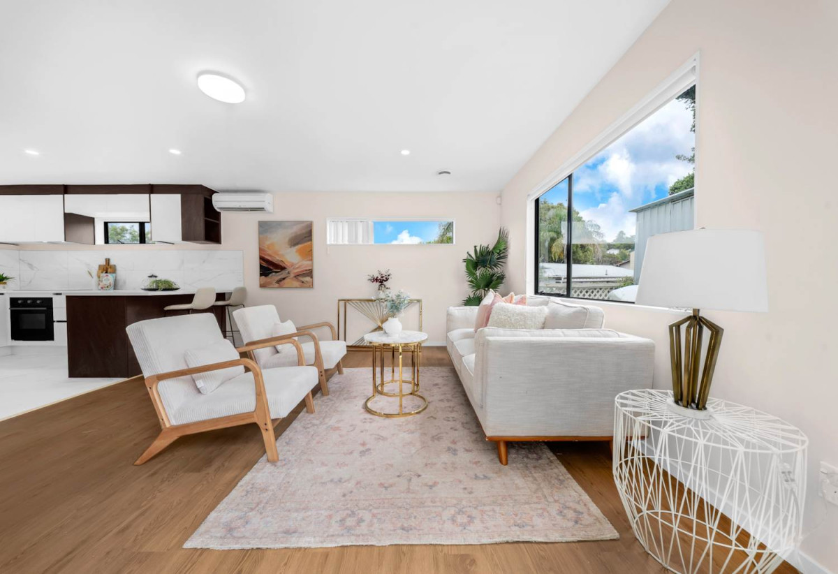 Vendors want it go, 3 beds 2 baths house with double garage on 566m2 section, Walking distance to schools, reserves, restaurants, and supermarket, Close to Wairau Valley shopping precinct, 0.8 km to Target Road School, 75 Girrahween Drive, Totara Vale, Auckland