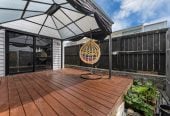 5 beds (3 ensuites) 4.5 baths house with garage, close to schools, Hunter Plaza, Manukau shopping centre, motorway access, 0.5 km to Papatoetoe East School, 86A Kimpton Road, Papatoetoe, Auckland