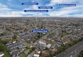 5 beds (3 ensuites) 4.5 baths house with garage, close to schools, Hunter Plaza, Manukau shopping centre, motorway access, 0.5 km to Papatoetoe East School, 86A Kimpton Road, Papatoetoe, Auckland