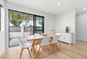 155m2 Standalone 3 beds + study 2 baths house with garage on 201m2 section, Just a 2-minute walk to Seaside Park and the scenic Tamaki River walkways, close to schools town centre, SHOPPING CENTRE, MOTORWAY ACCESS, 1.1 KM TO Otahuhu Intermediate, 1/224 Princes Street East, Otahuhu, Auckland