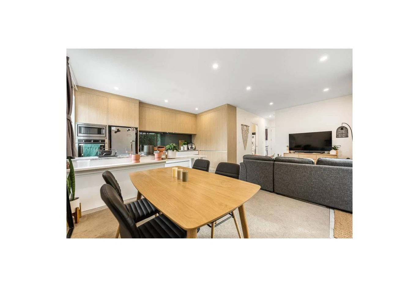 Home and income on 885m2 section, Main Home: Solid 1960s build with 3 bedrooms, 2 bathrooms, separate studio, and carport, Minor Dwelling: Built in 2019 (CCC issued) featuring 2 bedrooms, double glazing, chef’s kitchen, large entertaining deck, and off-street parking. Healthy Homes Certificate available. Less than 1km from major retail (New World, Whangaparaoa Shopping Centre, Hoyts). 628 Whangaparaoa Road Stanmore Bay, Auckland
