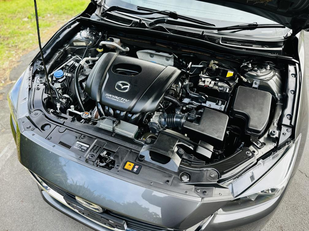 2017 Mazda Axela SPORTS !! SKYACTIVE ENGINE !! Hatchback Tiptronic, 5 seats, Grey, New Import, Petrol, 1,500 cc, 15,339 km