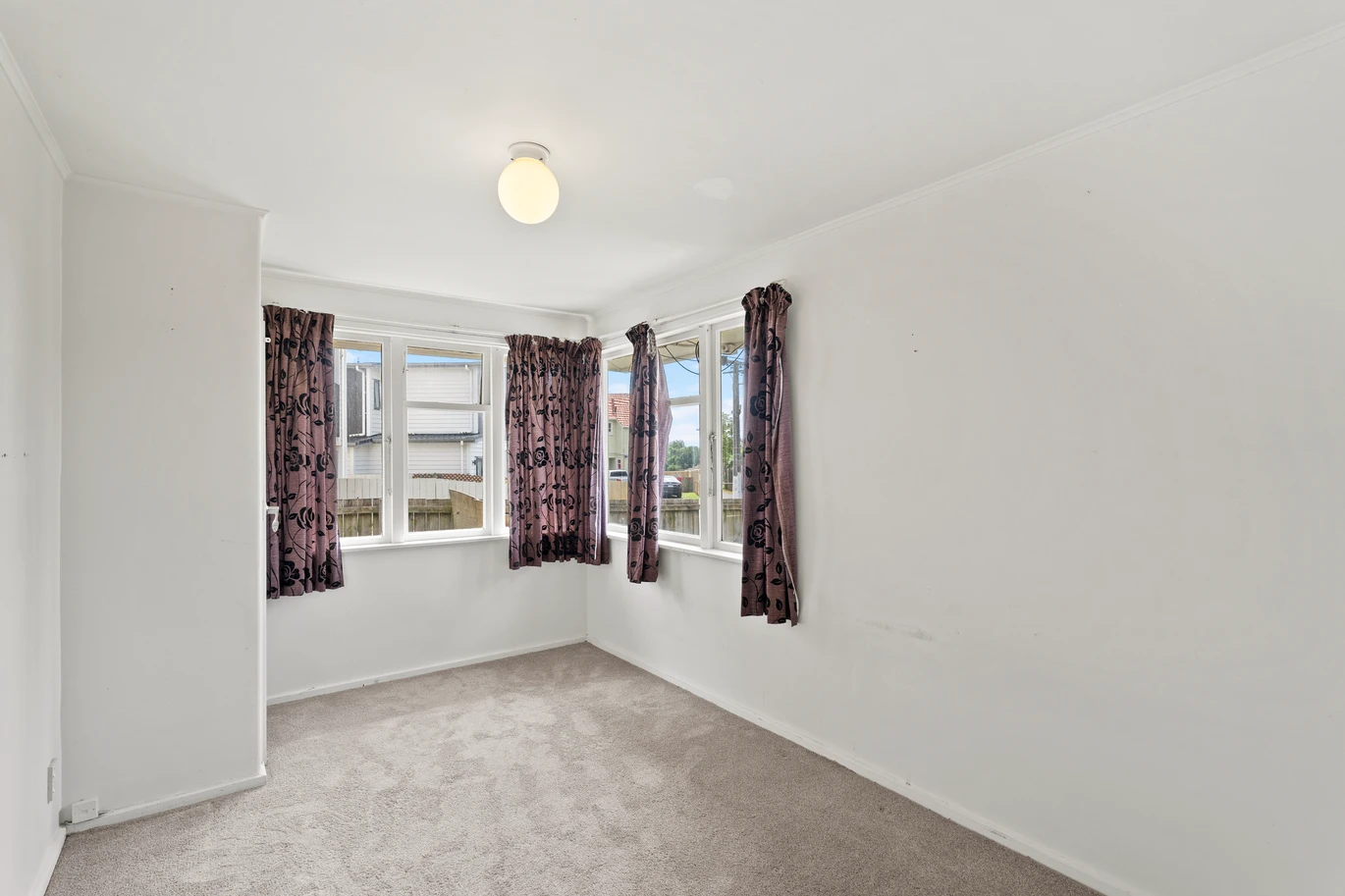 908m2 section with RC Approved 6-Dwelling, 3 beds 1 bath house, Just a short stroll to Queen Street Panmure for shopping, cafés and dining, 3 Kahu Road Panmure, Auckland